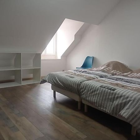 Maison De Campagne Avec Cour Sées Kültér fotó